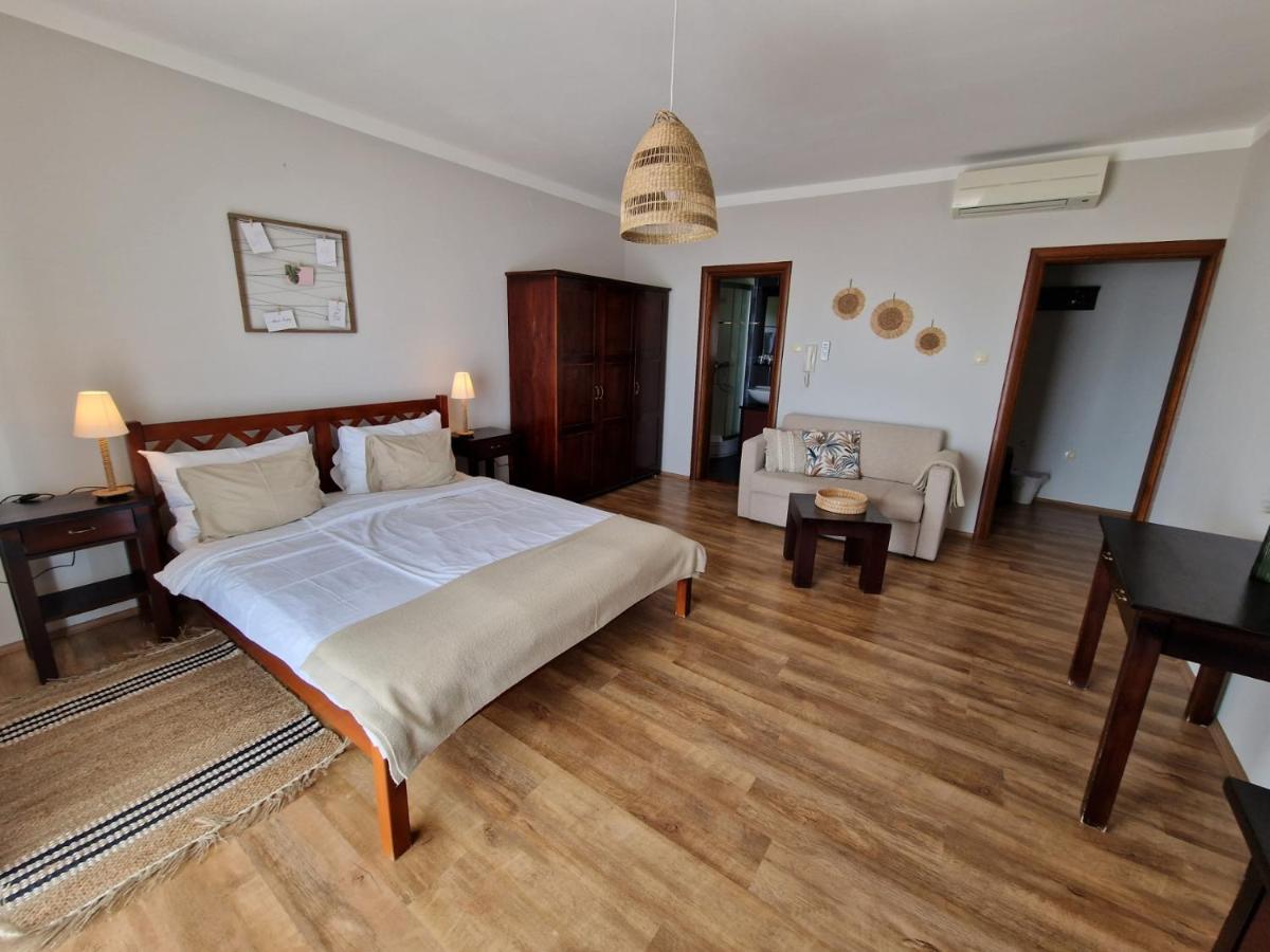 Guesthouse Barica Crikvenica Exterior foto